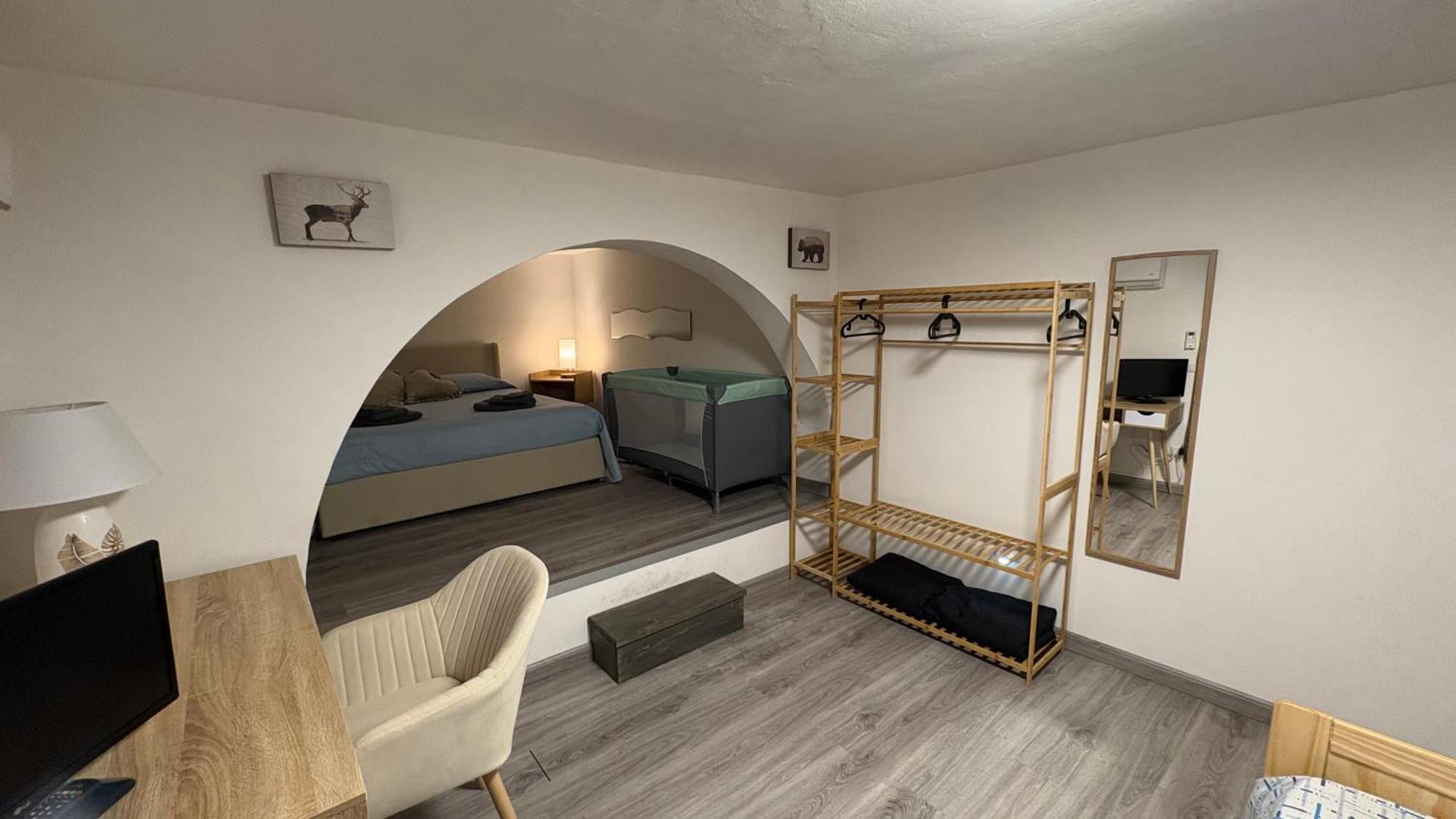 Sweet Home Apartment City Center Catania Bagian luar foto